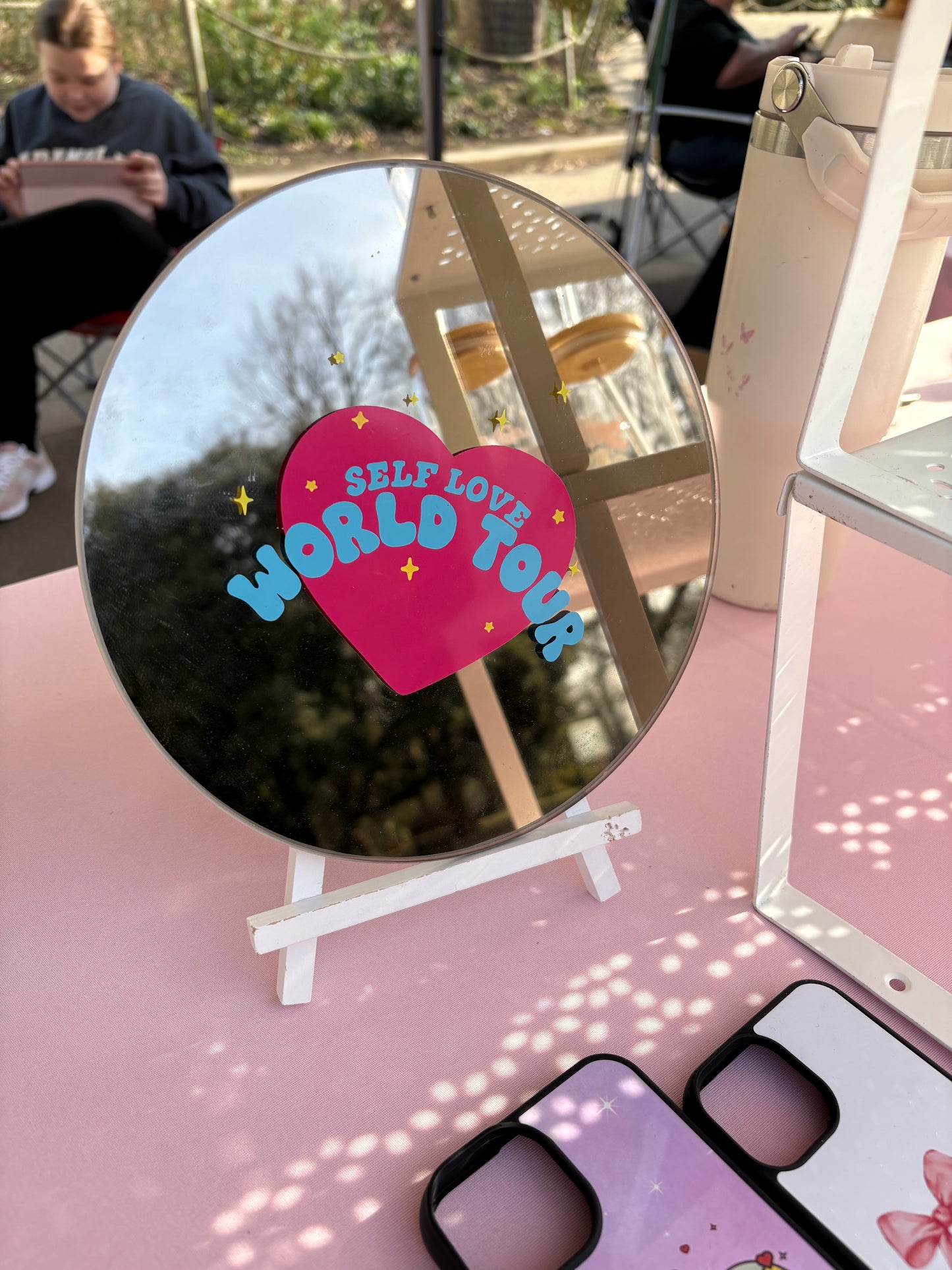 World Tour Mirror