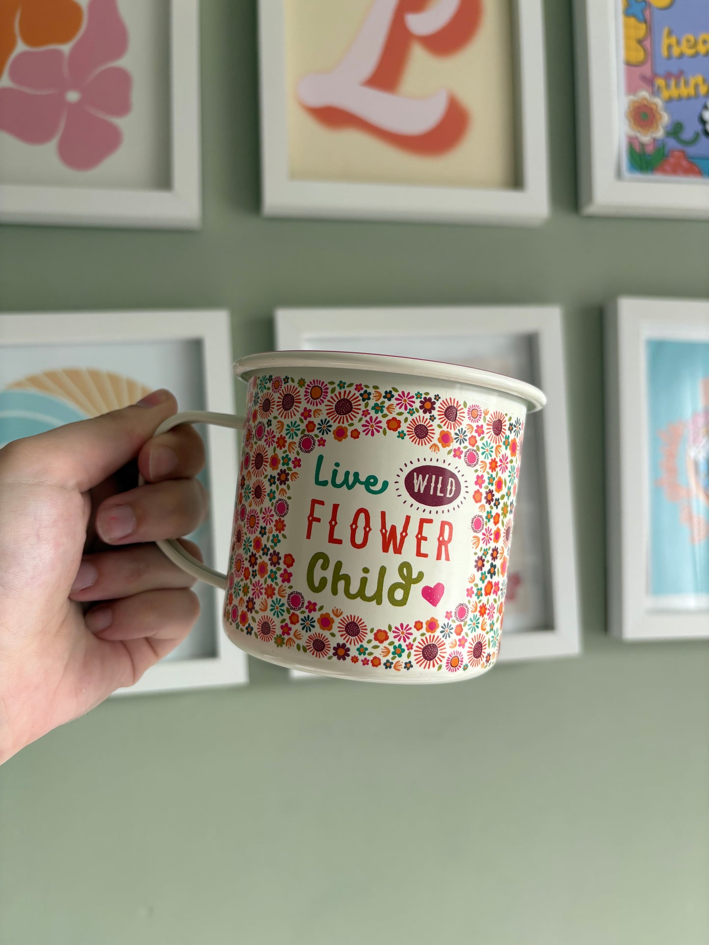 Live wild mug
